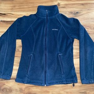 Columbia Dark Blue zip up jacket w/ zipper pockets